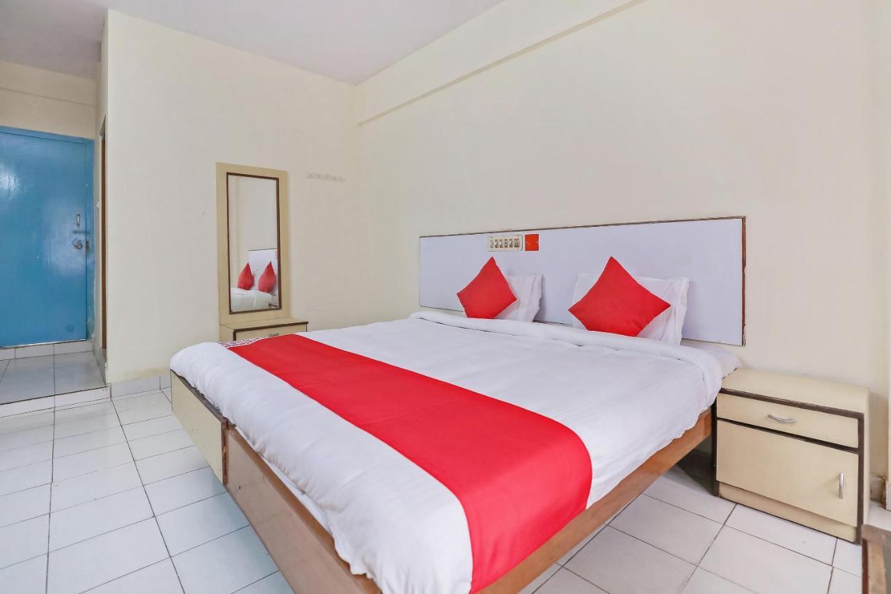 Oyo Hotel Hindustan Deluxe Mangaluru Zewnętrze zdjęcie