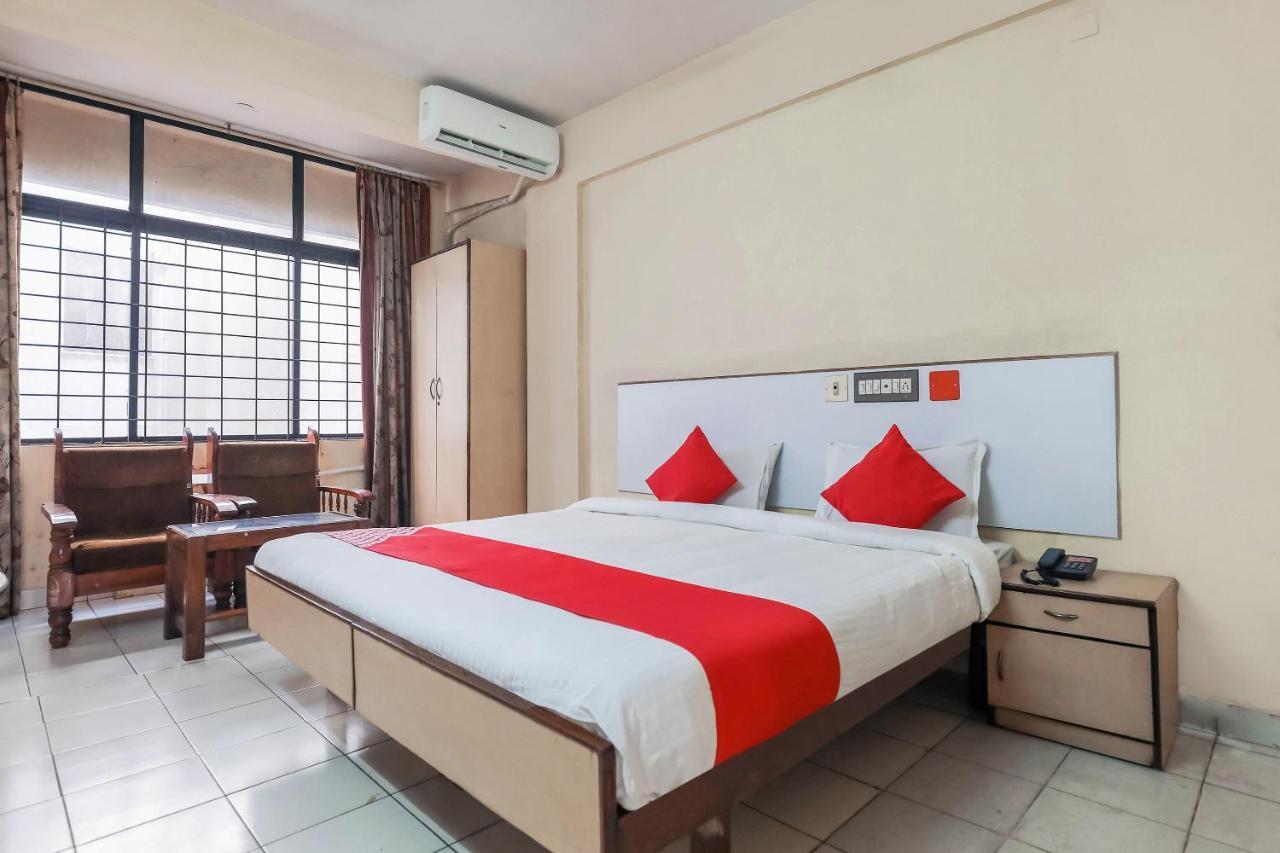 Oyo Hotel Hindustan Deluxe Mangaluru Zewnętrze zdjęcie